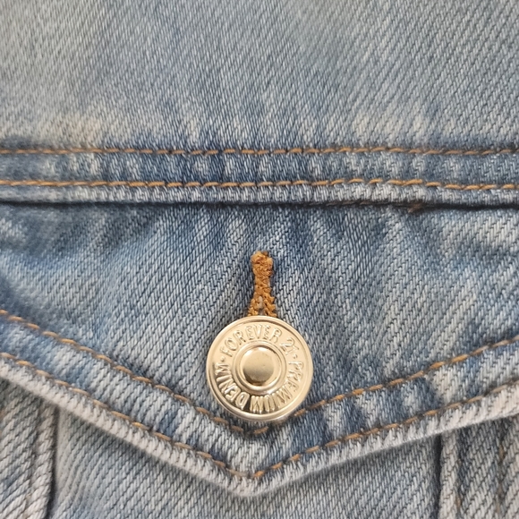 Jean Jacket - Picture 4 of 5